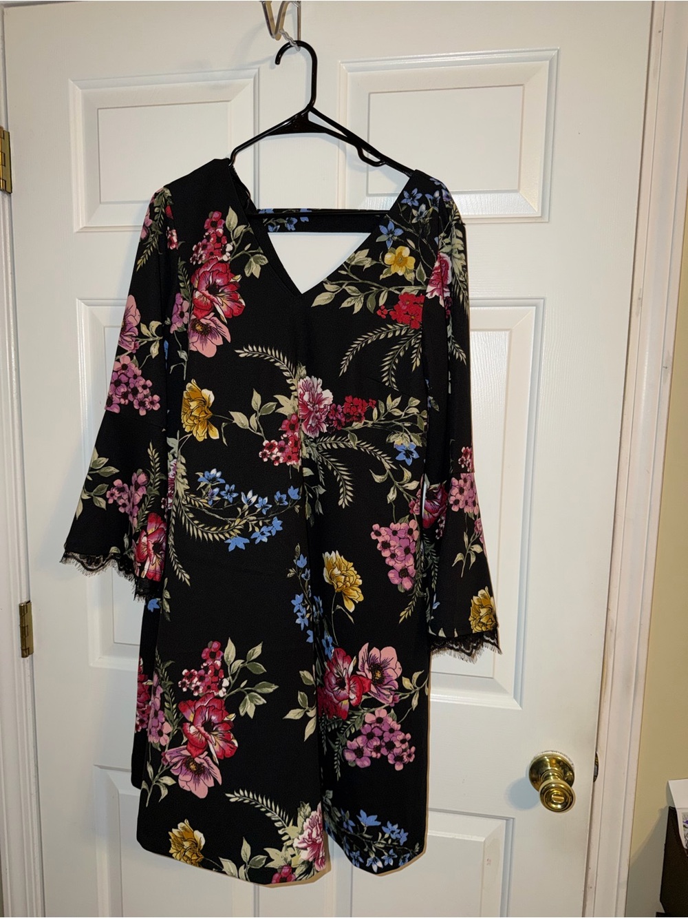 Dress Barn Floral Bell Sleeve NWT Dress Size Large